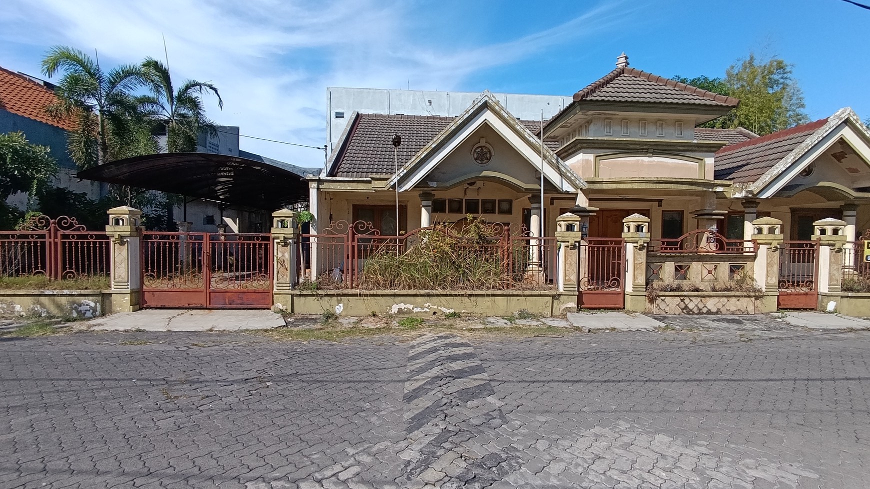 Rumah Lama Hitung Tanah Di Rungkut