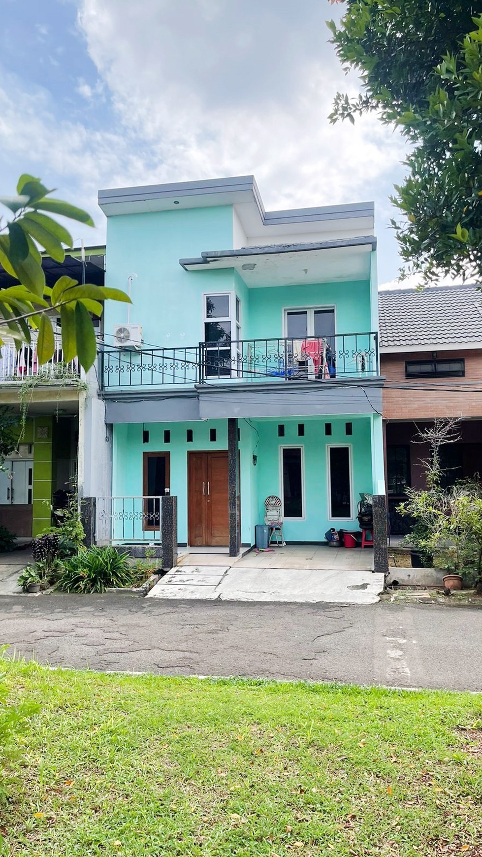 Rumah Bagus Di Graha Adena Graha Raya Bintaro Jaya