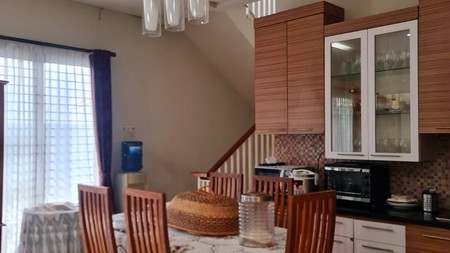 Dijual Cepat rumah Nyaman,lokasi oke di Bintaro Jaya 7