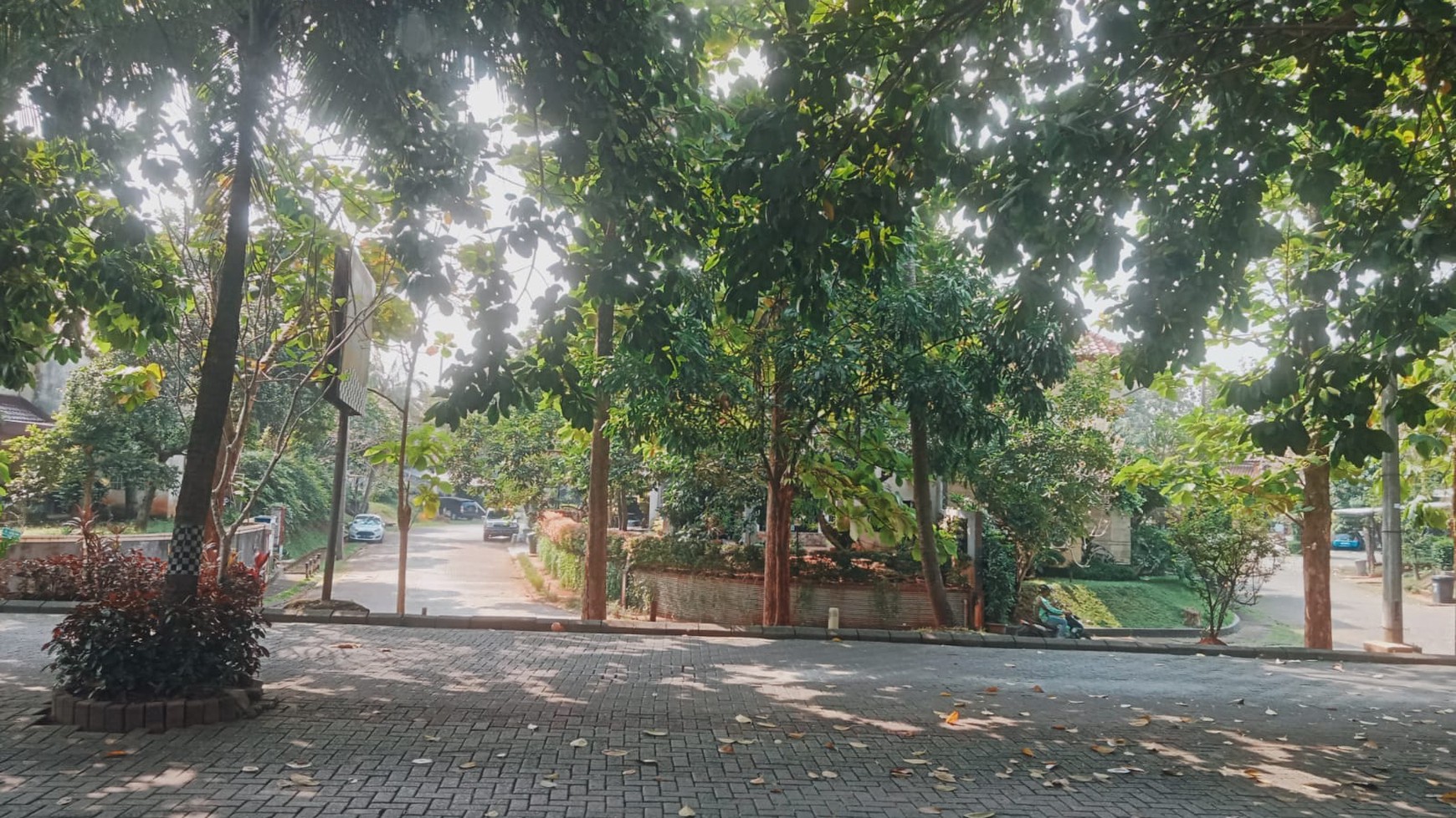 Rumah Bagus Di Bali View Kintamani, Cirendeu Jakarta Selatan