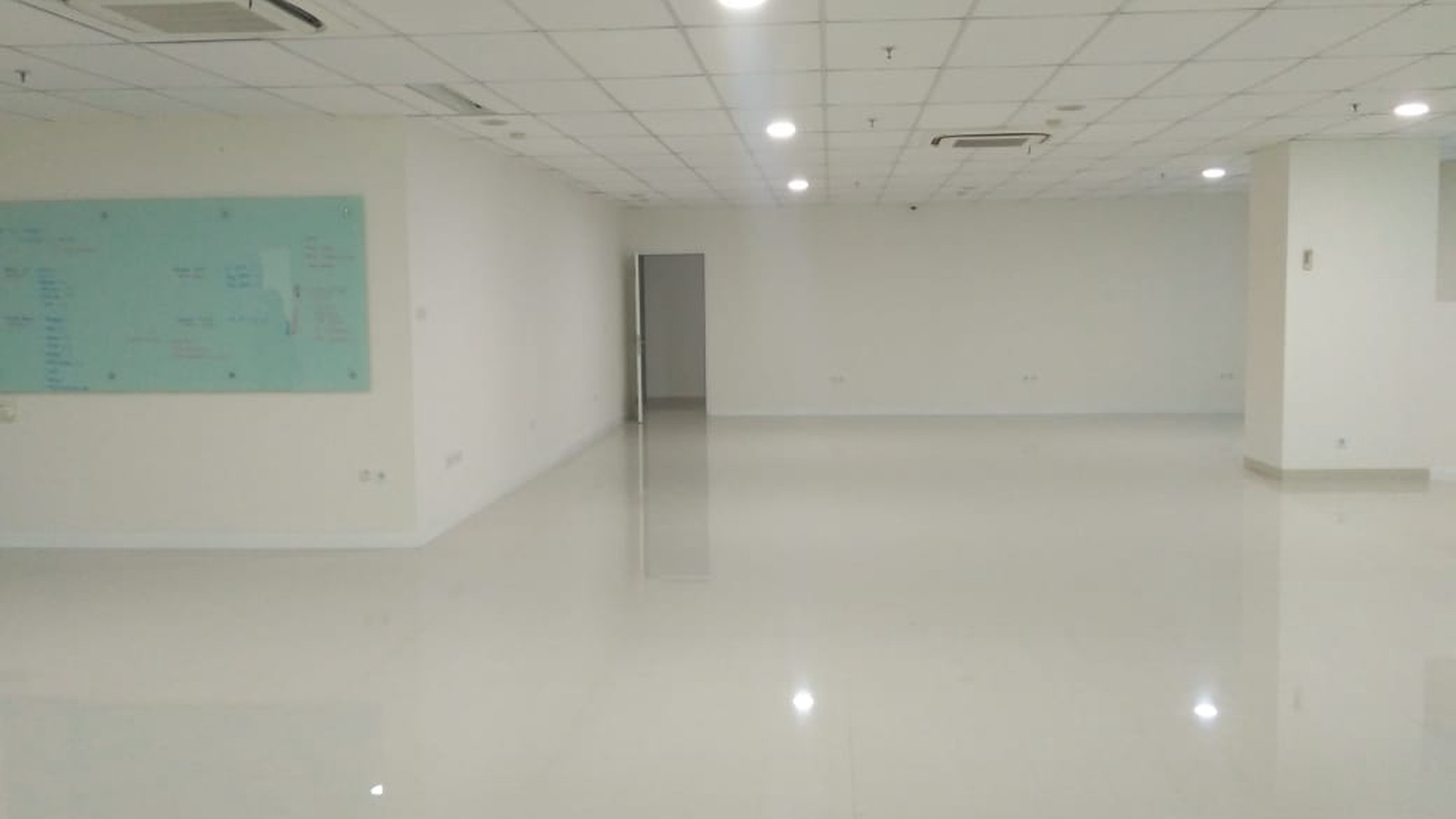 Gedung siap huni Cengkareng Bussiness Centre (CBC), 8 Lantai + 2 Basement, Cengkareng, Tangerang Banten