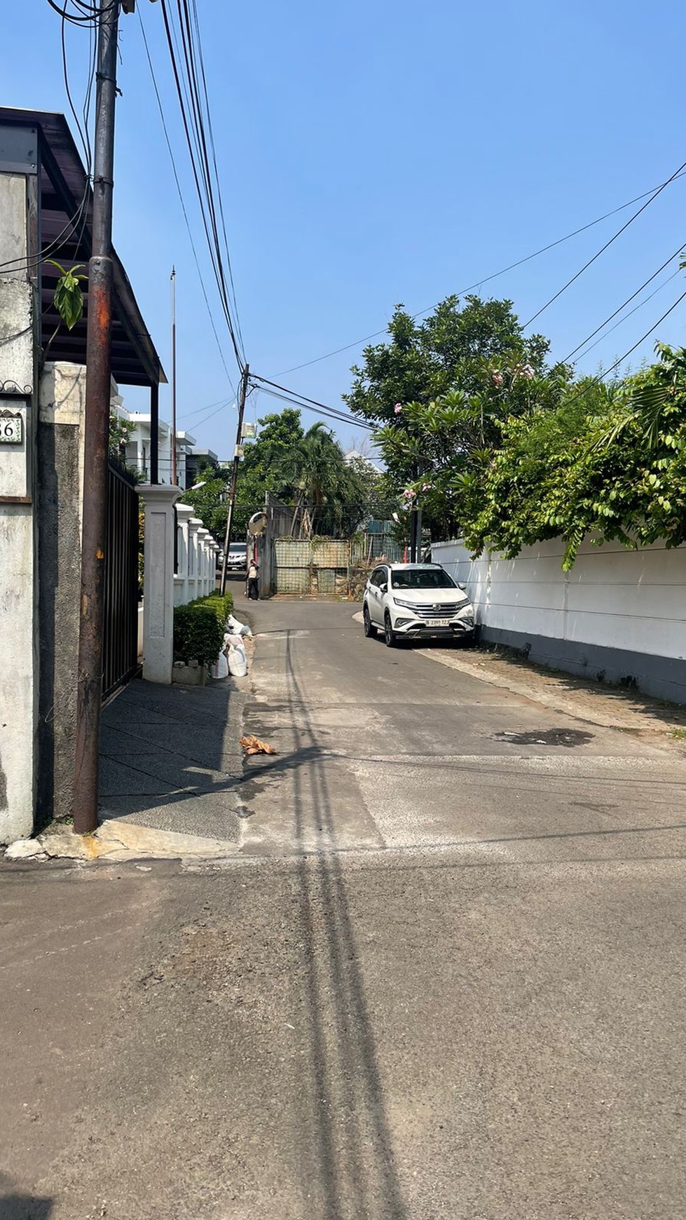 Rumah Hitung Tanag Di Jl Kemang Timur Jakarta Selatan.