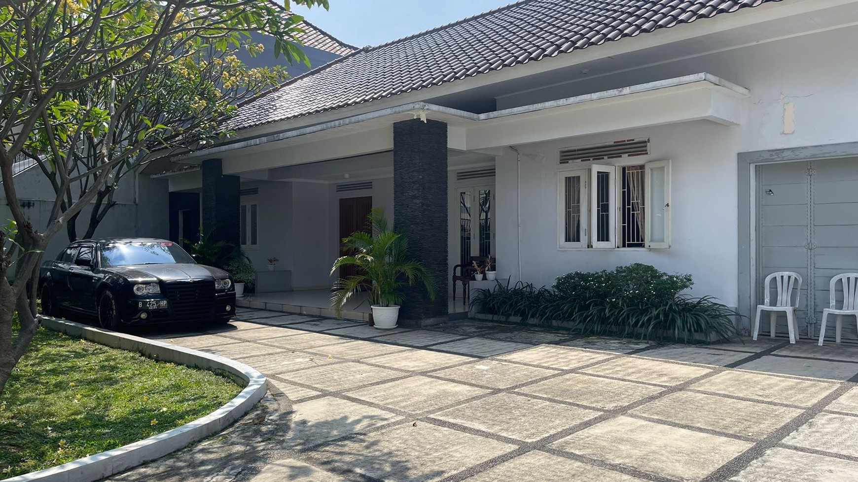 Rumah Hitung Tanag Di Jl Kemang Timur Jakarta Selatan.