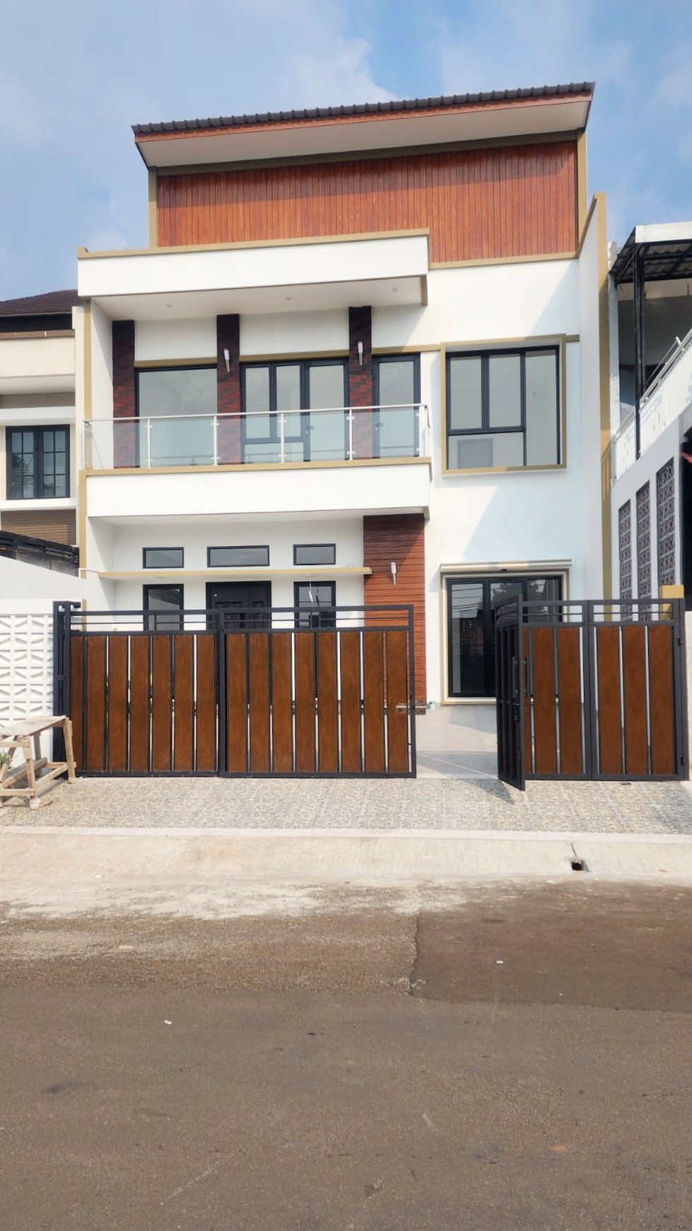 Dijual Rumah bagus selesai Renov di Nusa Loka BSD City