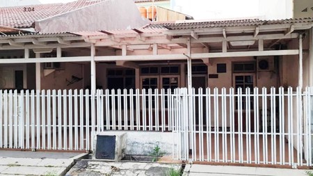 Rumah Kelapa Puan Timur, Kelapa Gading.