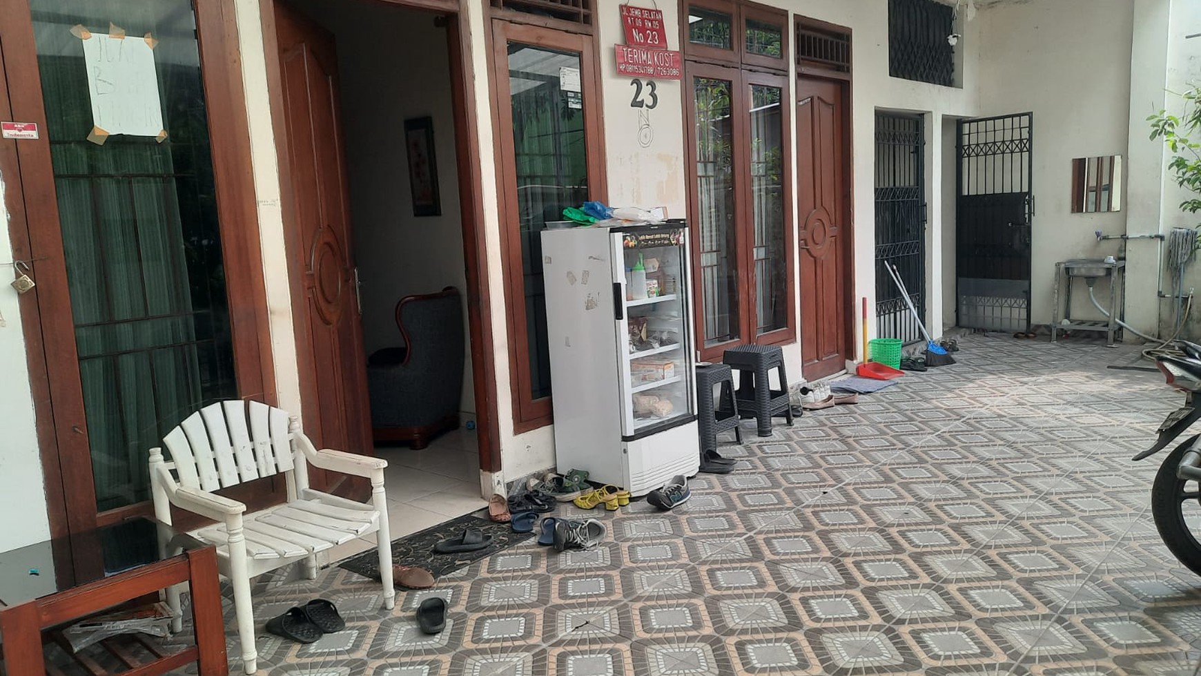 Dijual Rumah Tinggal / Kost di Jalan Jembatan Selatan  Kebayoran Baru Jakarta Selatan