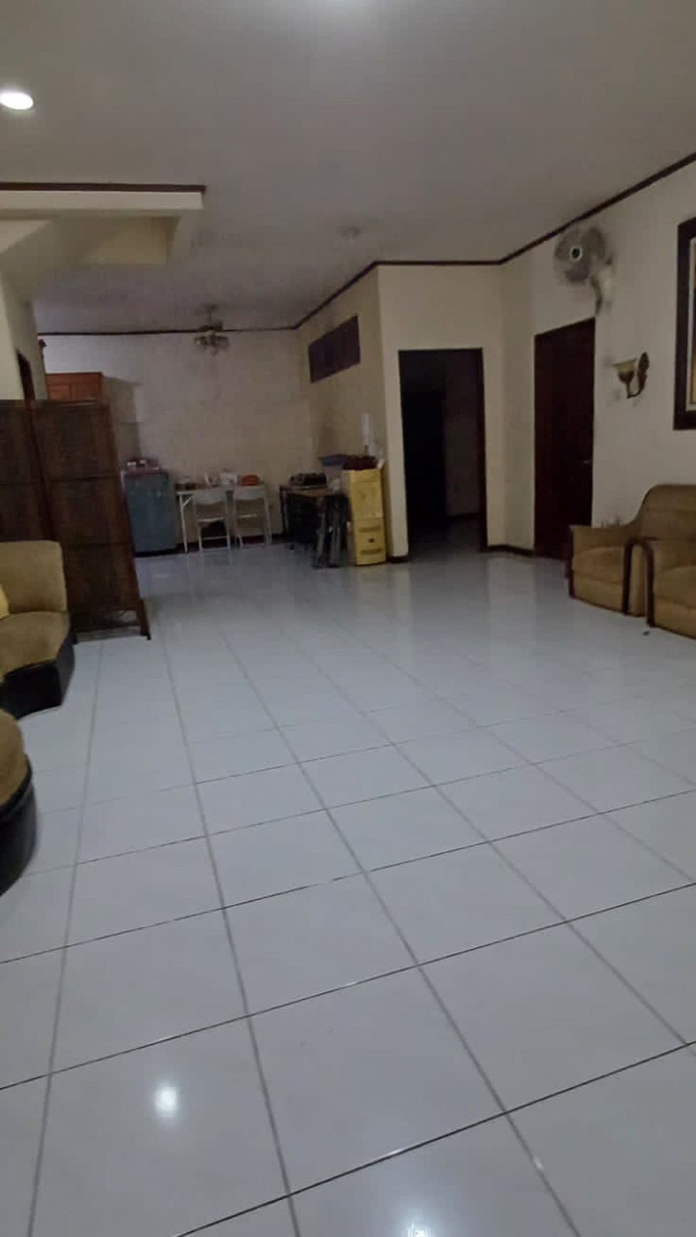 Dijual Rumah Tinggal 2 lt, siap huni di Jl Camar Bintaro Jaya Sektor 3.