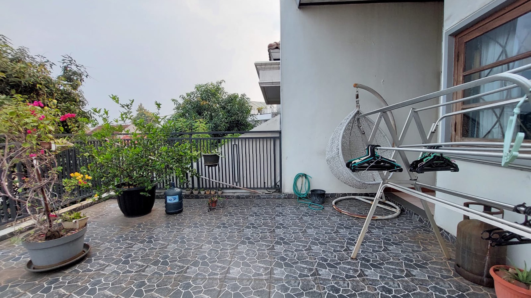 Rumah Hitung Tanah Area Cipete