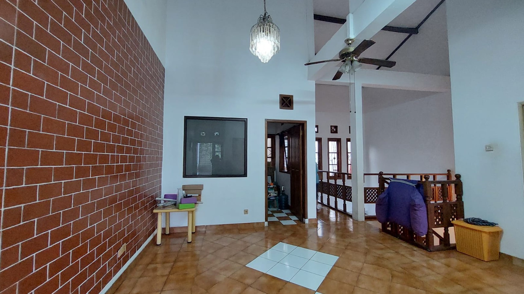 Rumah Hitung Tanah Area Cipete