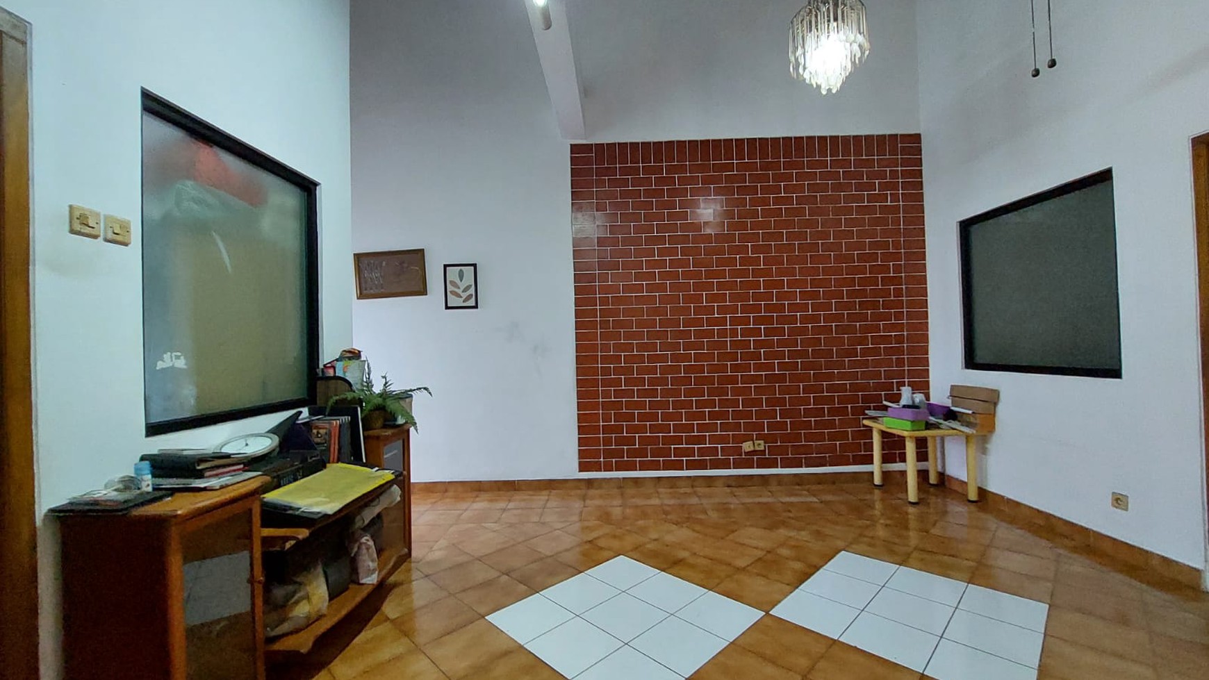 Rumah Hitung Tanah Area Cipete