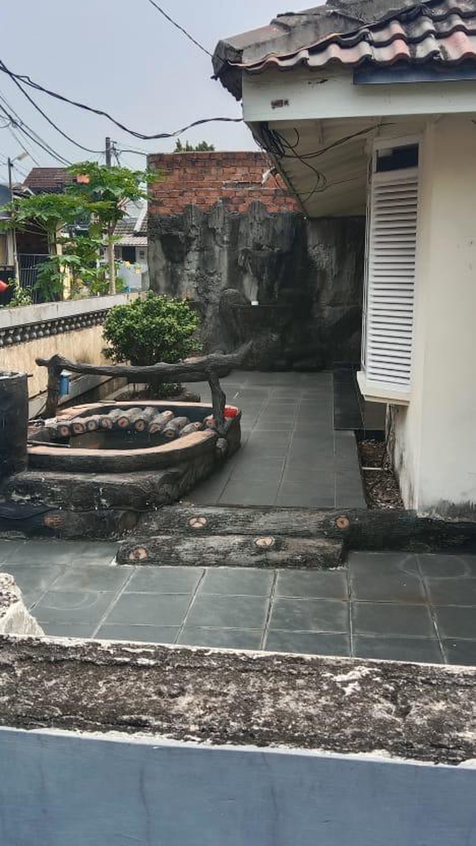 Dijual rumah di JL. Beta Cimone Mas Permai Tangerang