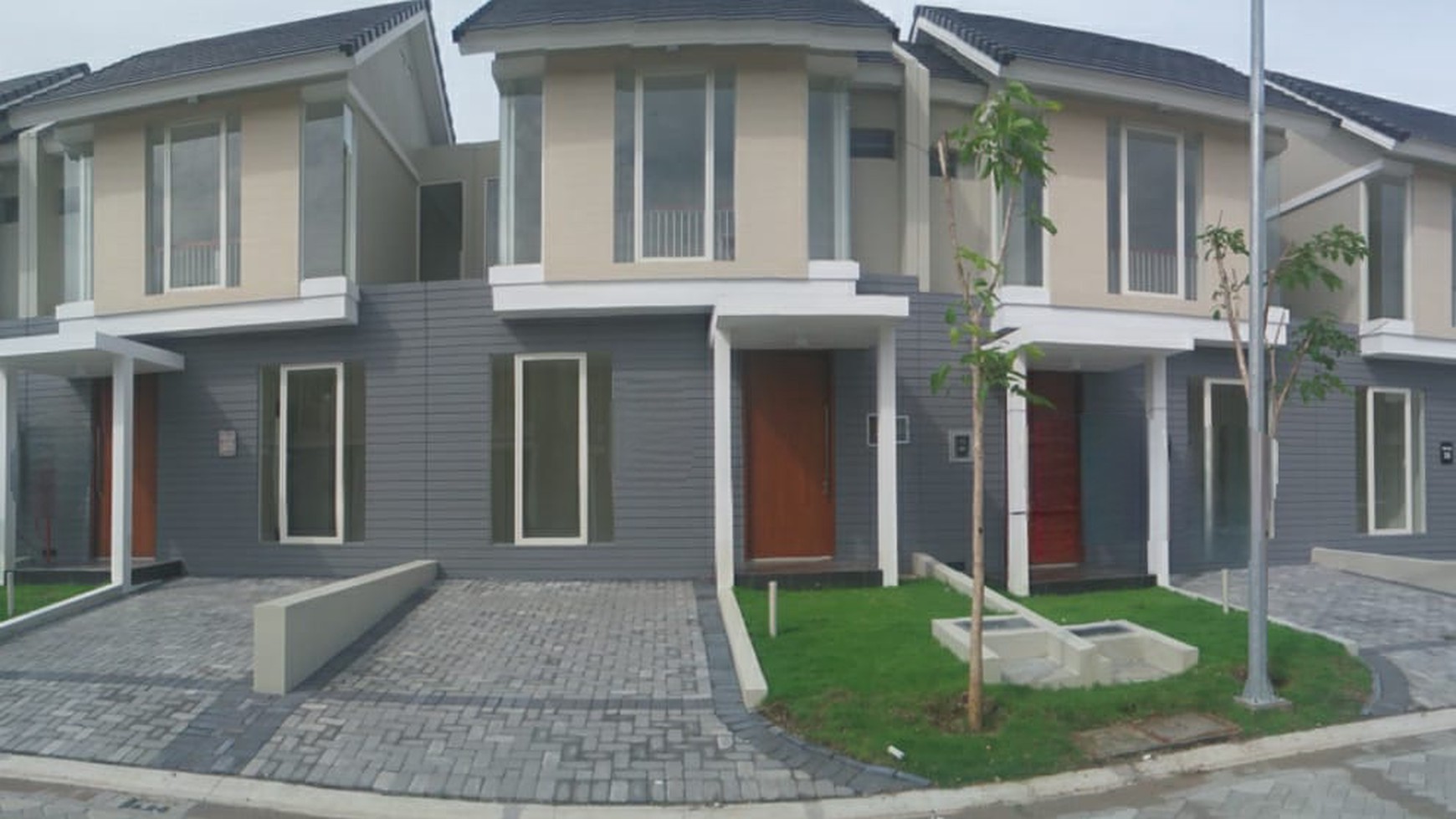 Disewakan Rumah North West Park Citraland Surabaya Barat- SPESIAL 2 K.Tidur - Baru 2 Lantai Siap Huni