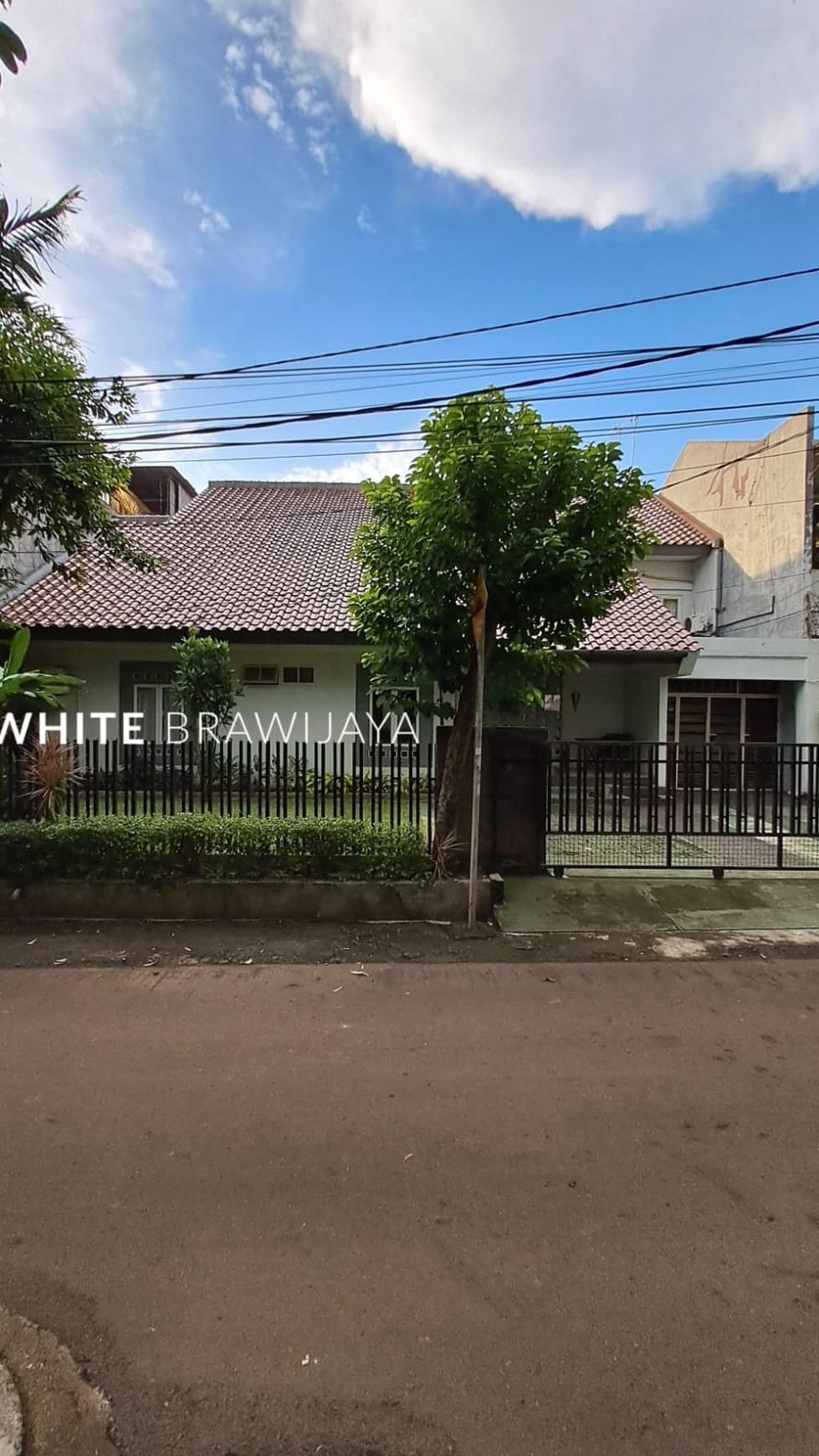 Rumah Siap Huni Lingkungan Tenang Area Kebayoran Baru