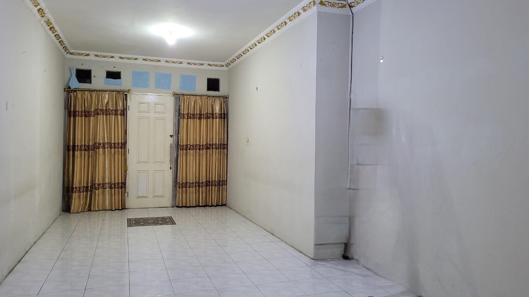 Dijual rumah daan mogot estate