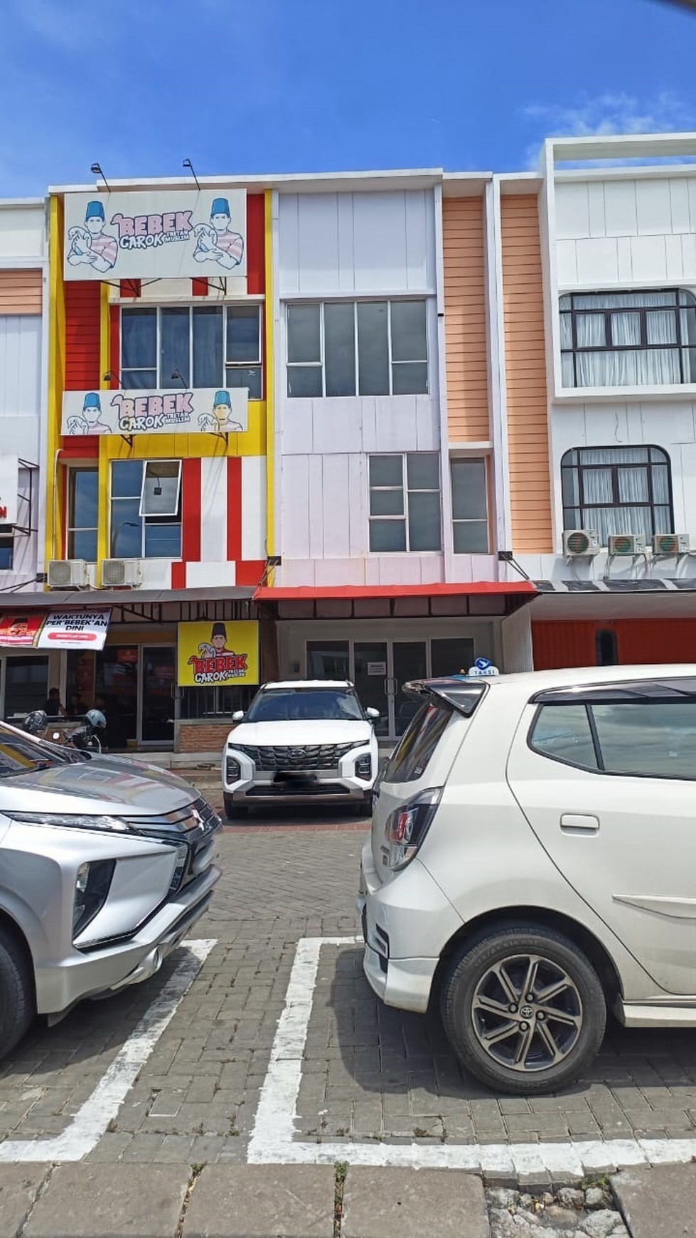 Dijual Ruko 3 Lantai Siap Pakai dan Strategis @Gading Serpong