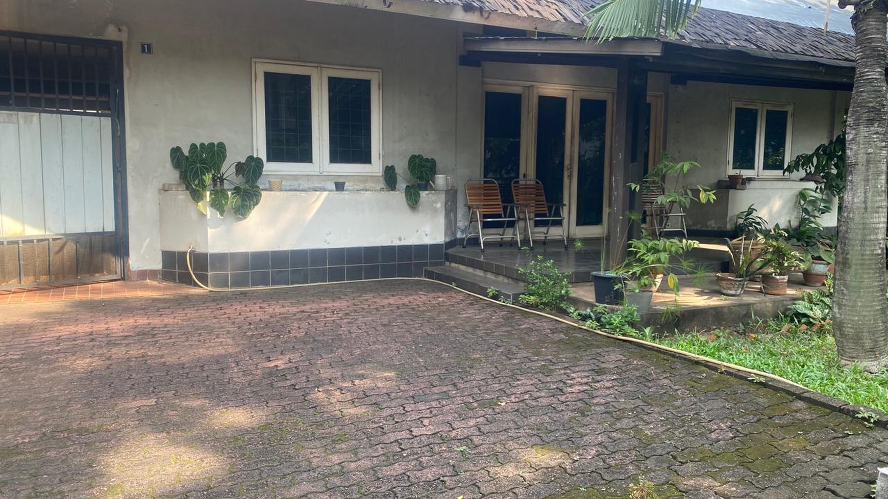 Rumah di Hang Lekiu Kebayoran Baru