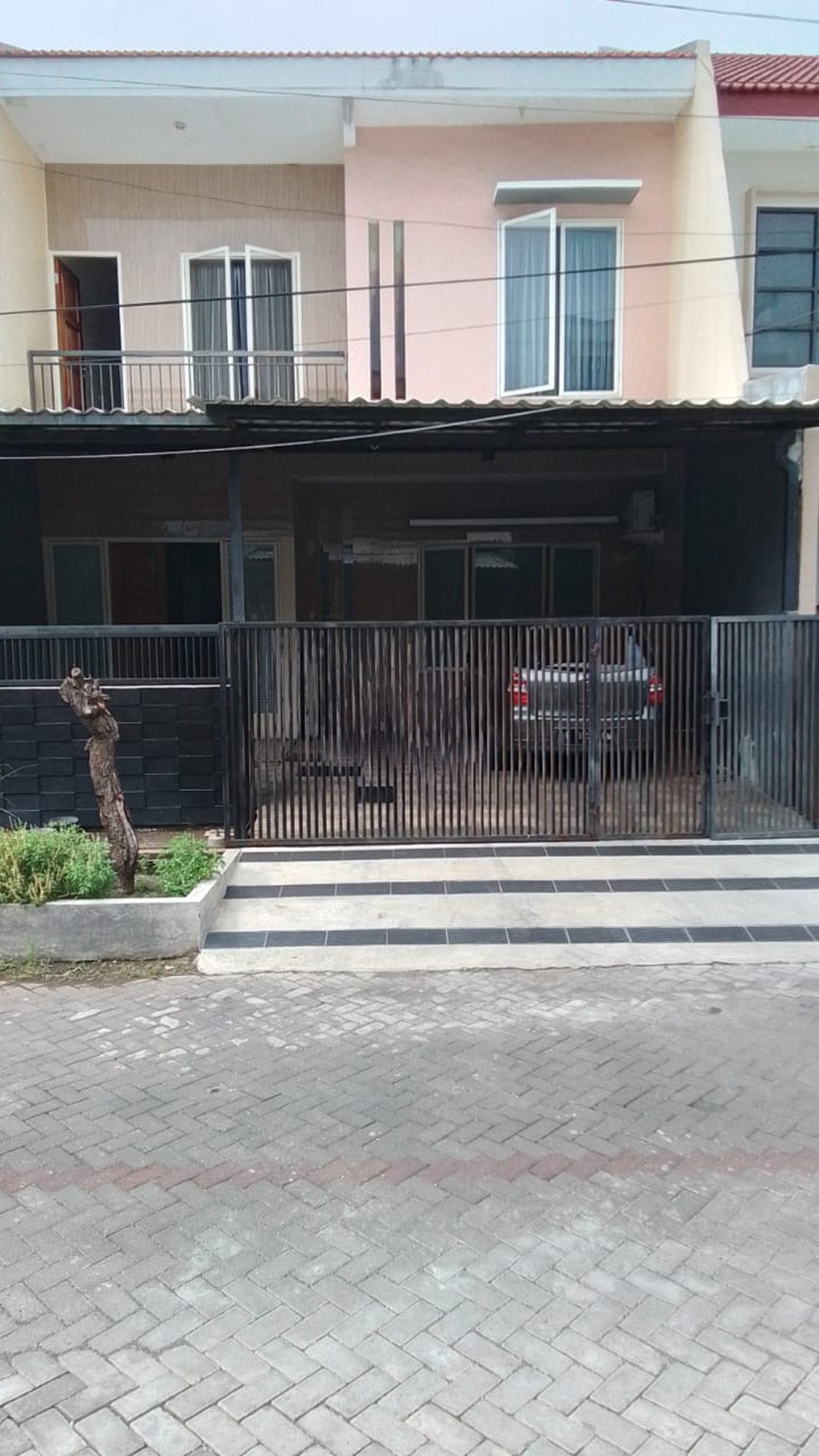 1737. Dijual Rumah Manggis Pondok Tjandra Waru Sidoarjo