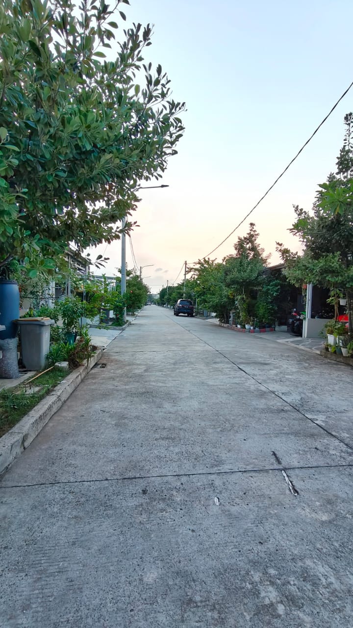 Rumah Hoek Termurah Bagus Rapi di Segara City, Bekasi