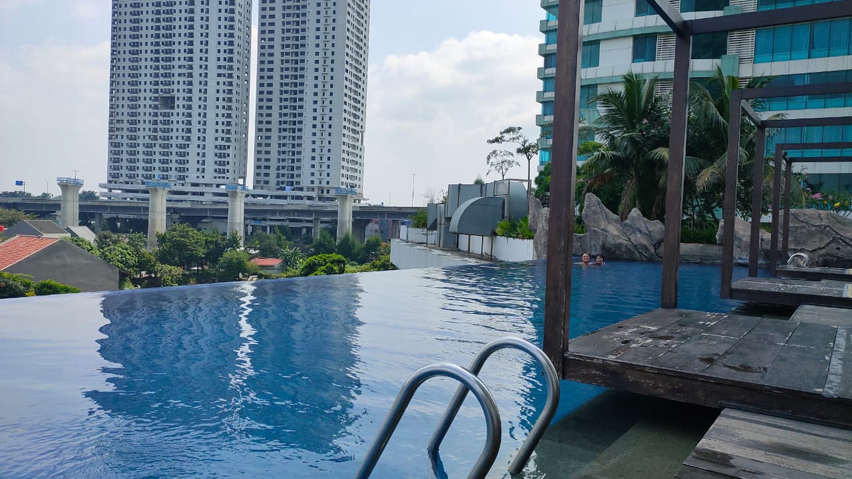 Apartemen Grand Kamala Lagoon Fully Furnish Termurah di Bekasi