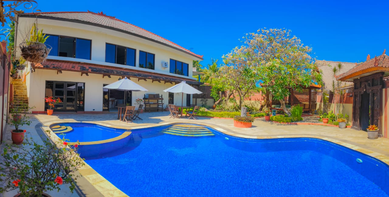 Rumah Hitung Tanah Area Cipete