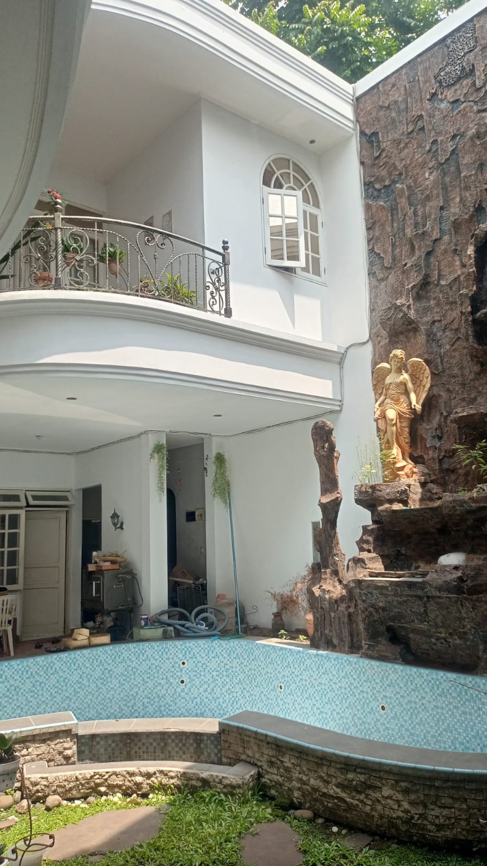 Rumah Hitung Tanah Area Cipete