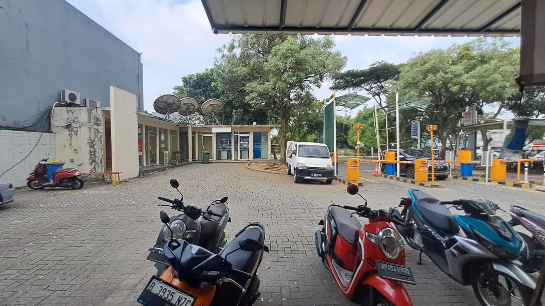 Rumah Hitung Tanah Area Cipete