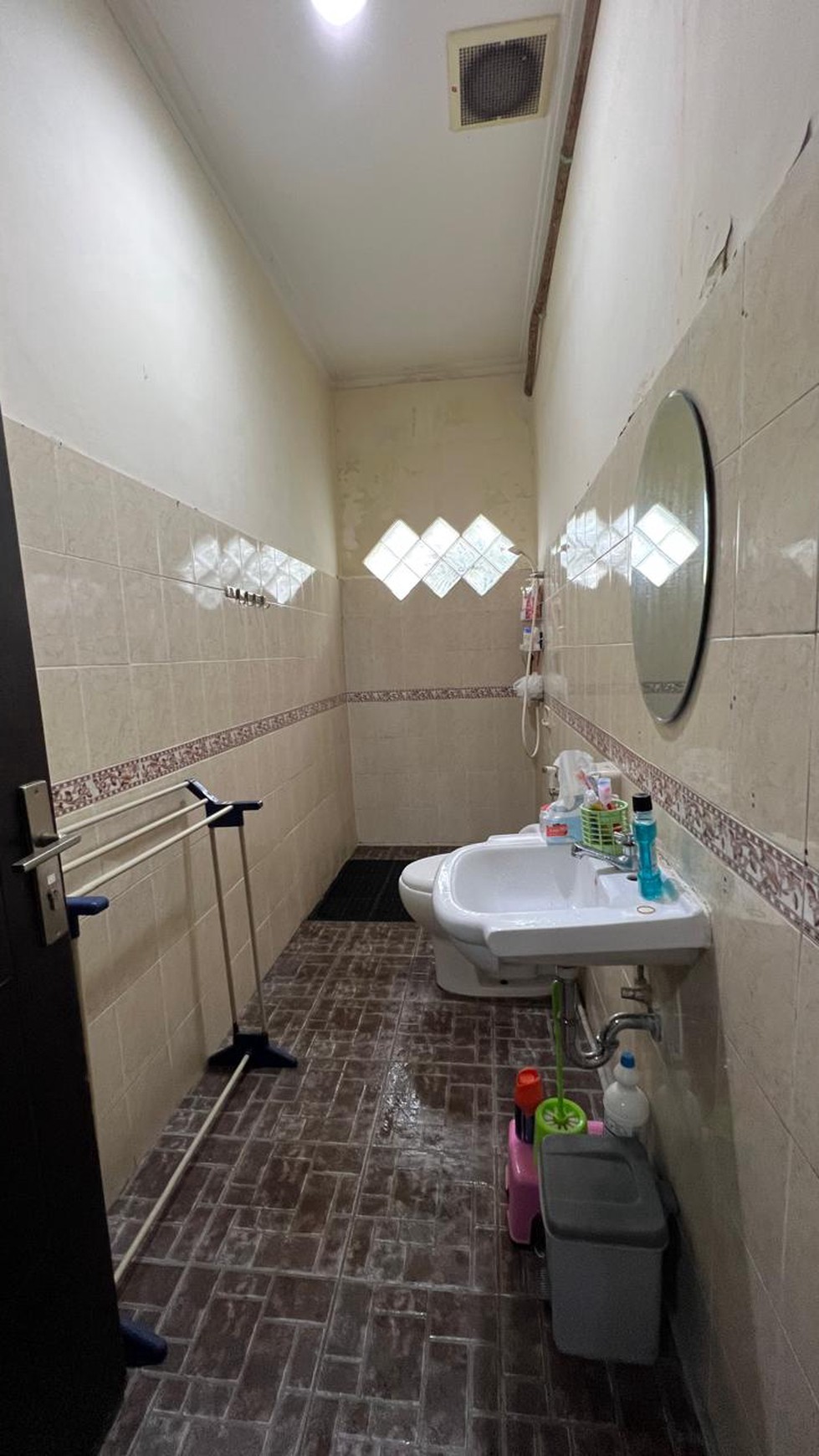 Rumah Hitung Tanah Area Cipete