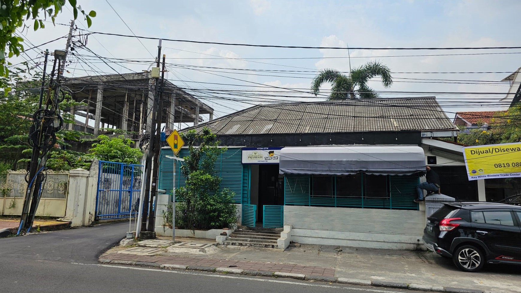 Rumah Hitung Tanah Area Cipete