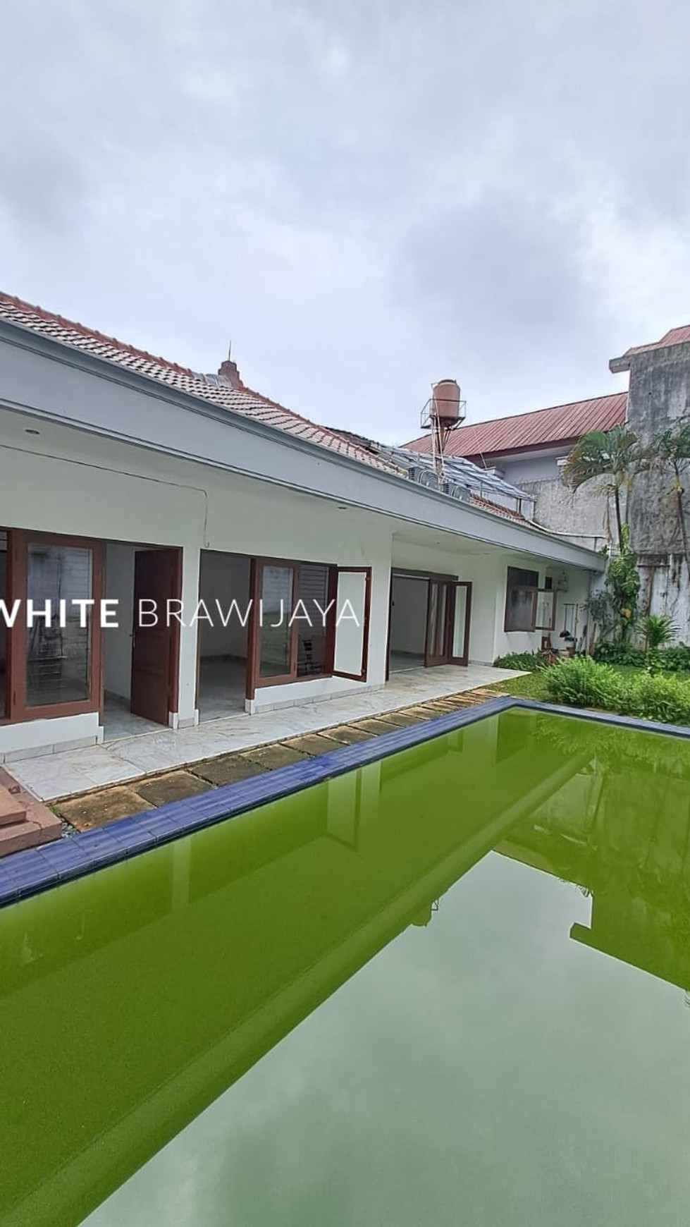 Rumah Hitung Tanah Area Cipete