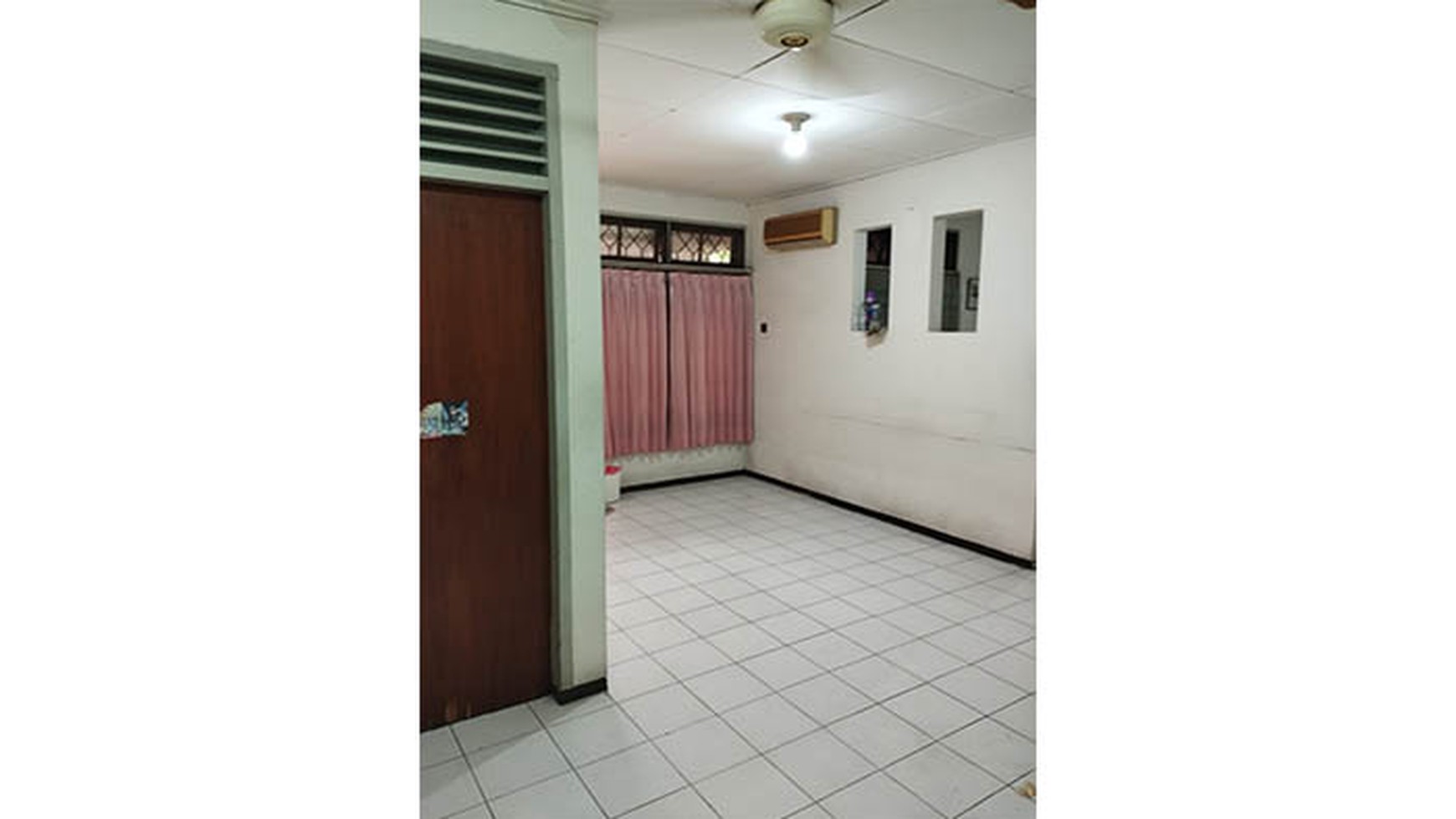 Rumah Kelapa Puan Timur, Kelapa Gading.