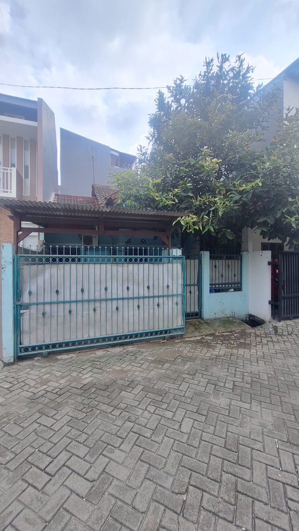 Rumah 1 lantai sederhana perlu Renovasi di Bandara Mas Tangerang 