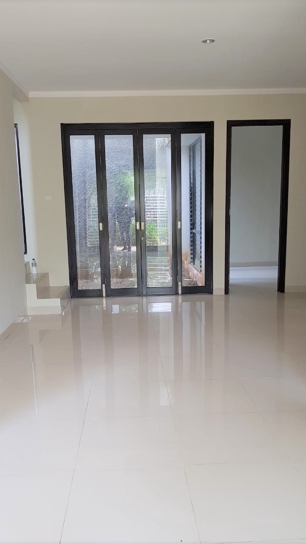 Dijual Rumah Siap Huni di Discovery Flamine Bintaro Jaya