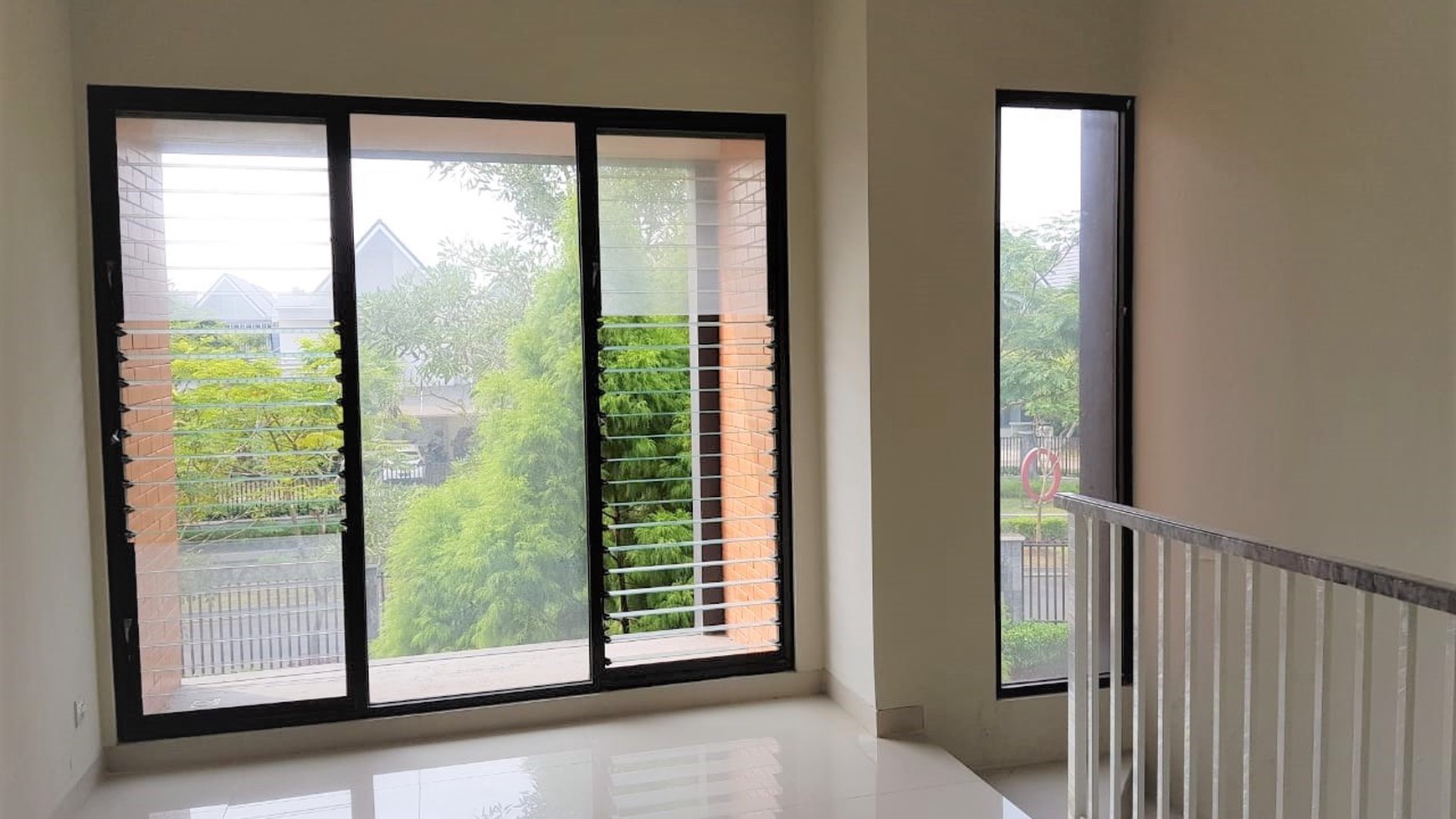 Dijual Rumah Siap Huni di Discovery Flamine Bintaro Jaya