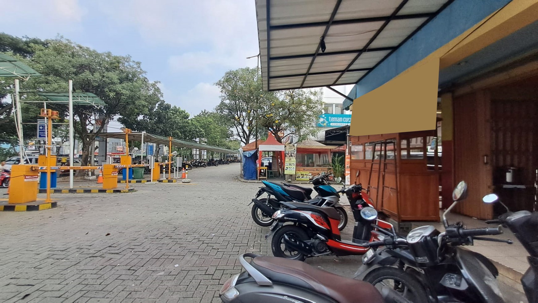 Ruko Hook Siap Pakai dan Lokasi Strategis @Graha Raya