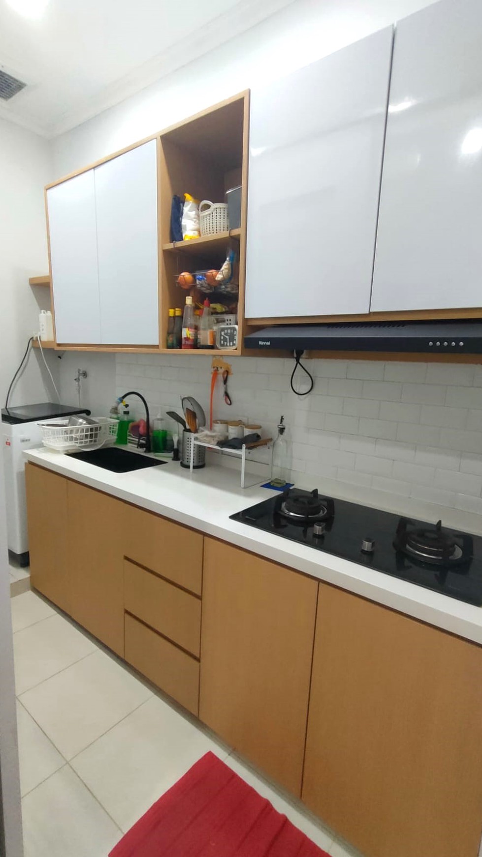 Dijual Rumah 2 lantai minimalis modern di Boston Village Gading Serpong