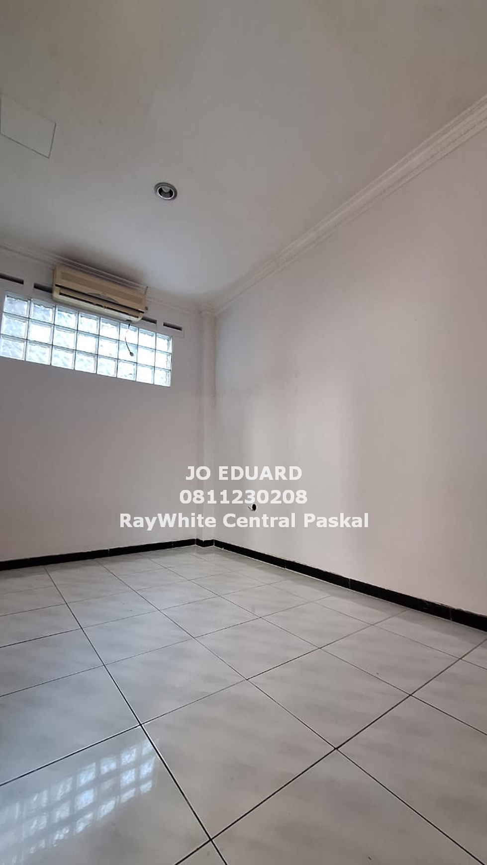 Rumah 2 Lantai Bagus SHM di Kembar Timur, Bandung