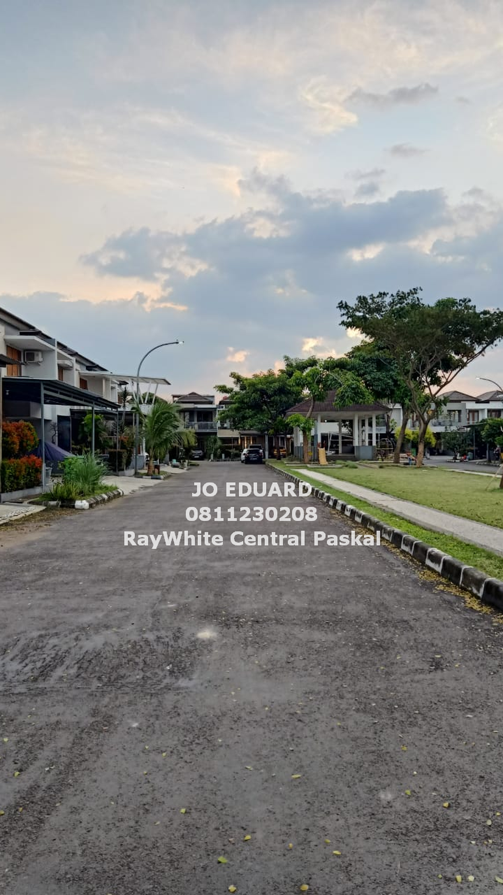 For Sale Rumah 2 Lantai Bagus Furnished di Cherry Field, Bandung