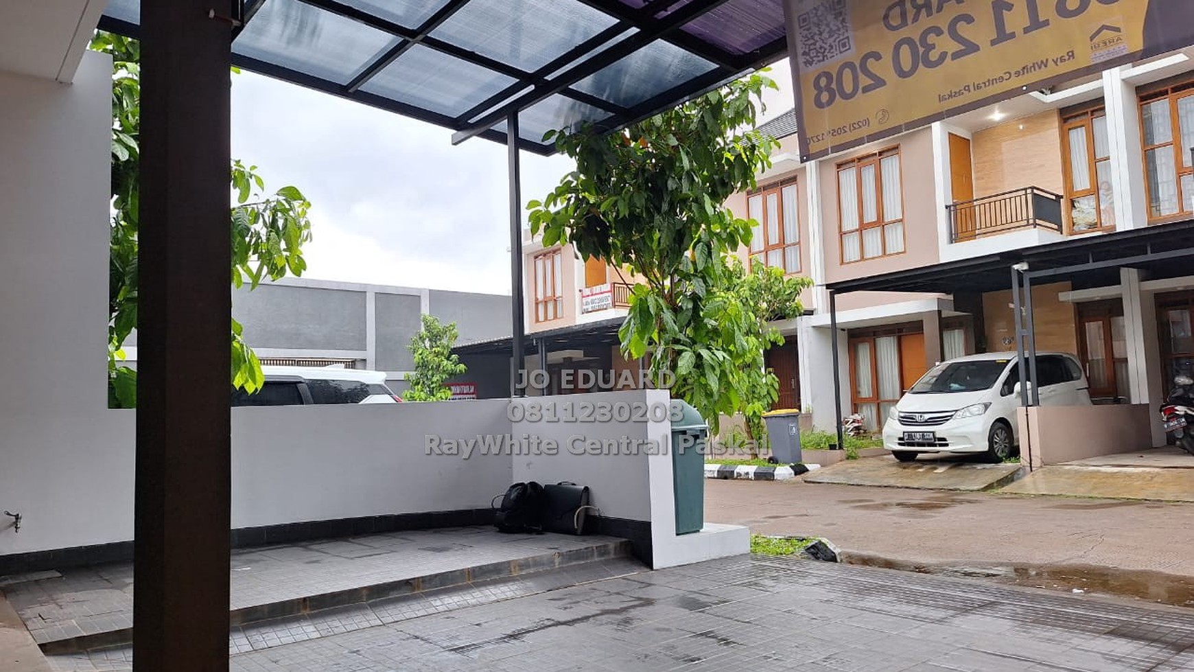 Dijual Rumah Siap Pakai 2 Lantai Komplek Cherry Field Bojongsoang