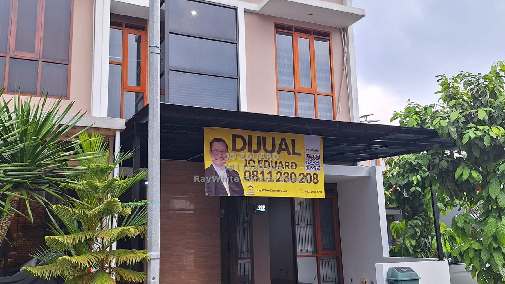 Dijual Rumah Siap Pakai 2 Lantai Komplek Cherry Field Bojongsoang