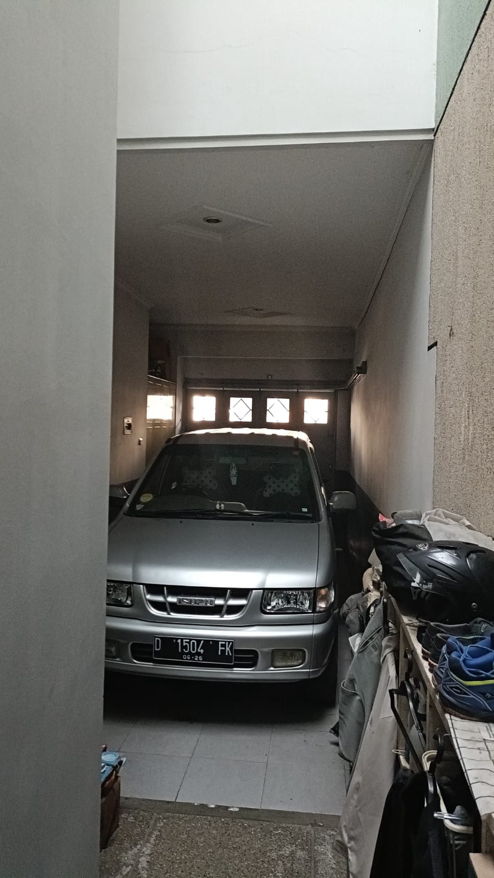 Rumah Lux Asri Semi Furnished di Komplek Muara Bandung Kota