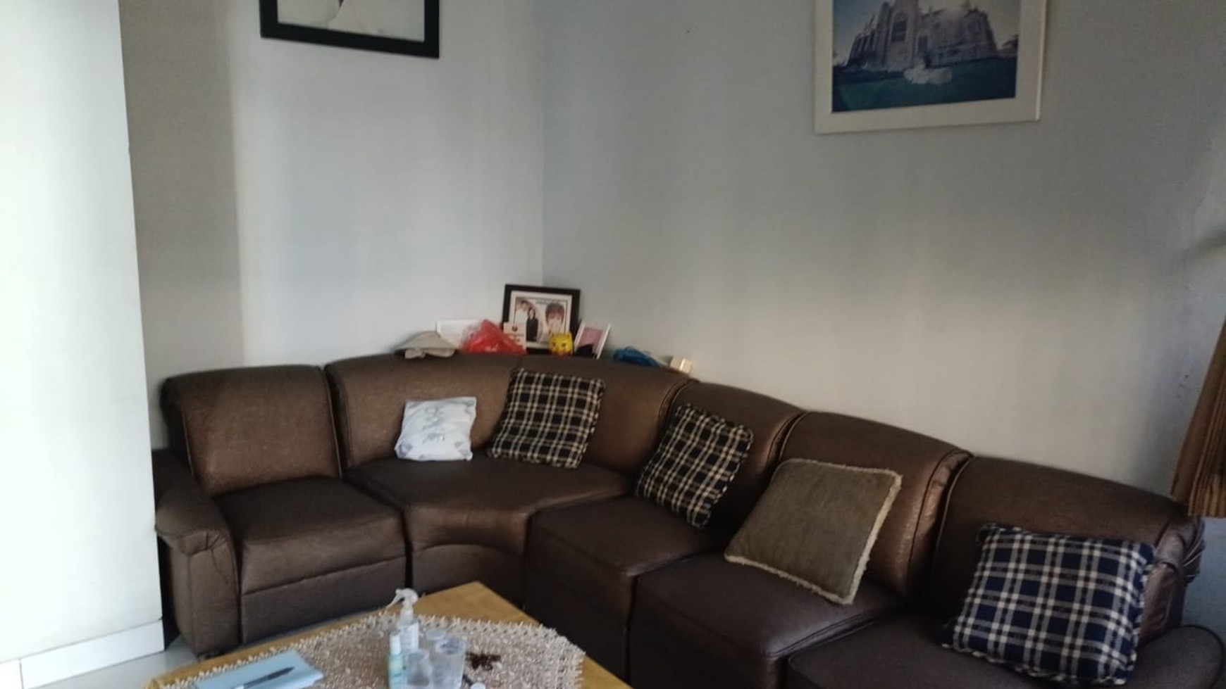 Rumah Lux Asri Semi Furnished di Komplek Muara Bandung Kota