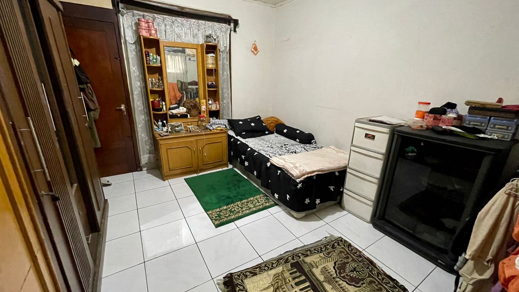 Rumah Hoek di area Palbatu, Tebet, Jakarta Selatan