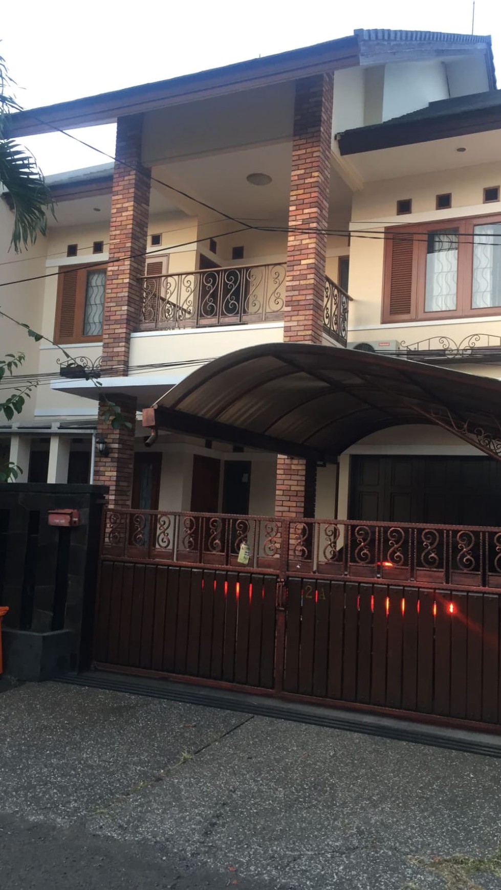 Rumah Hitung Tanah Area Cipete