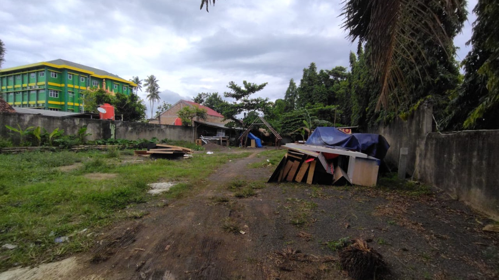 Tanah komersil murah dijalan jalur dua Sultan Agung Way Halim Bandarlampung