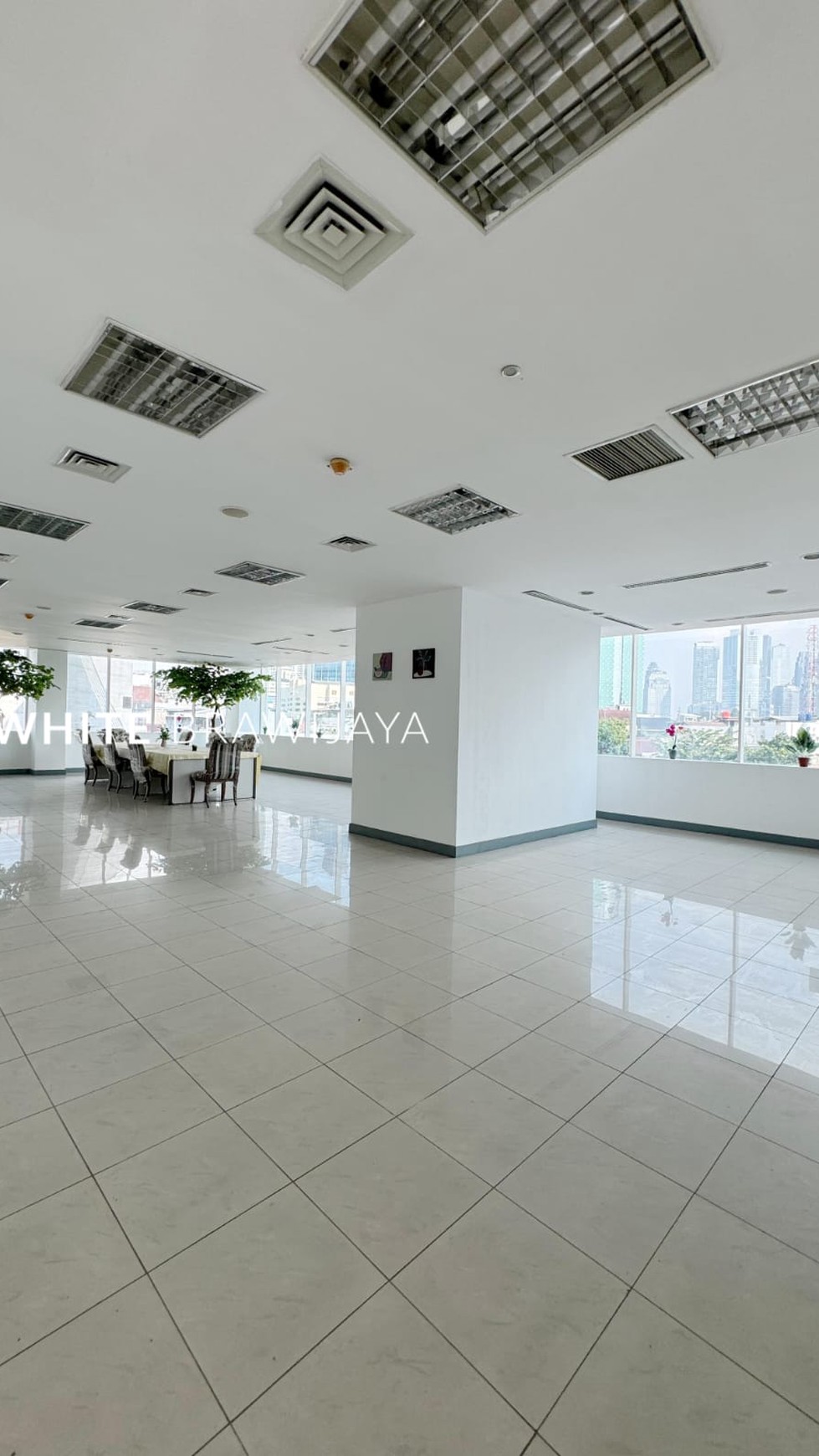 Office Building Lokasi Strategis Area Sudirman