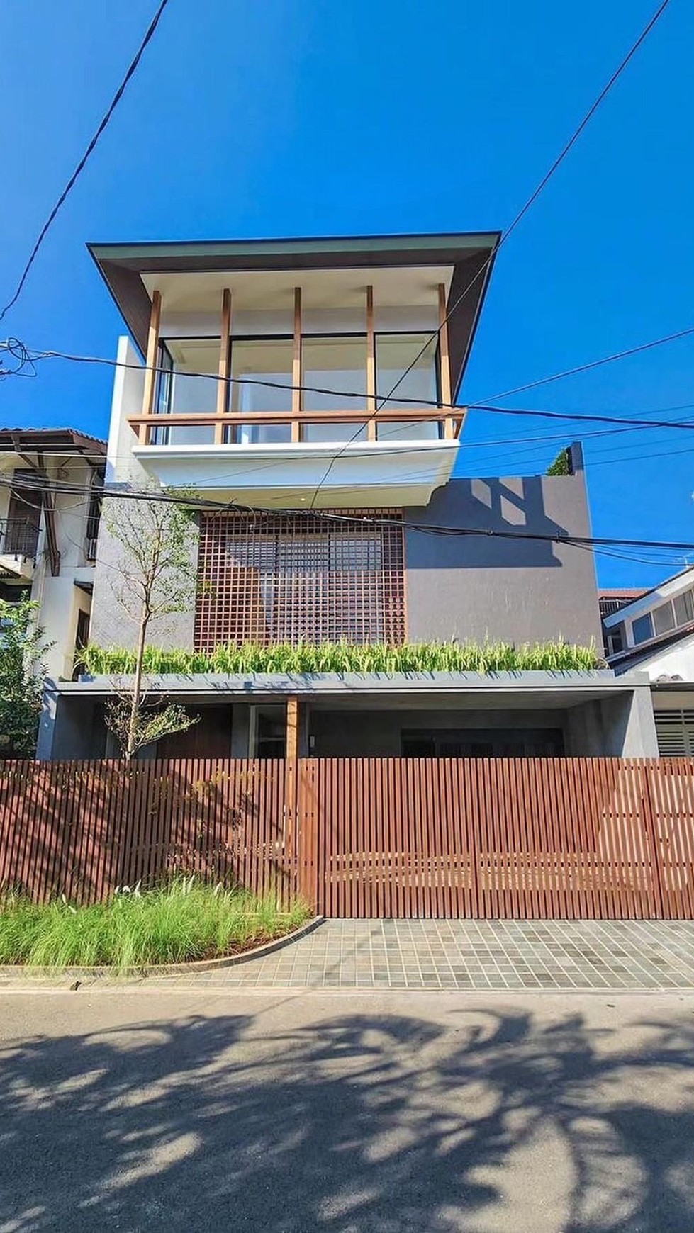 Rumah Mewah 3 Setengah Lantai di Pondok Indah Jaksel