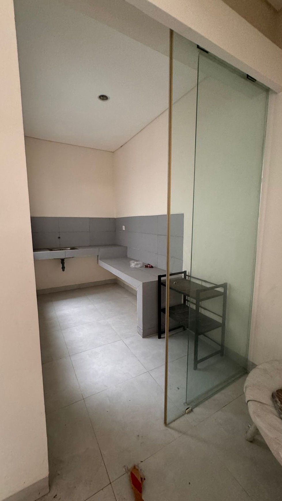 Dijual Rumah Siap Huni Minimalis Modern Lokasi Strategis di Tangerang