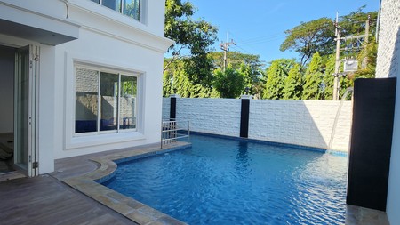 Disewakan New PRIVATE Pool Rumah Citraland Area PLUS FURNITURE Modern Mewah di Wisata Bukit Mas dekat Pakuwon Indah, Graha Family, Bukit Darmo Golf 