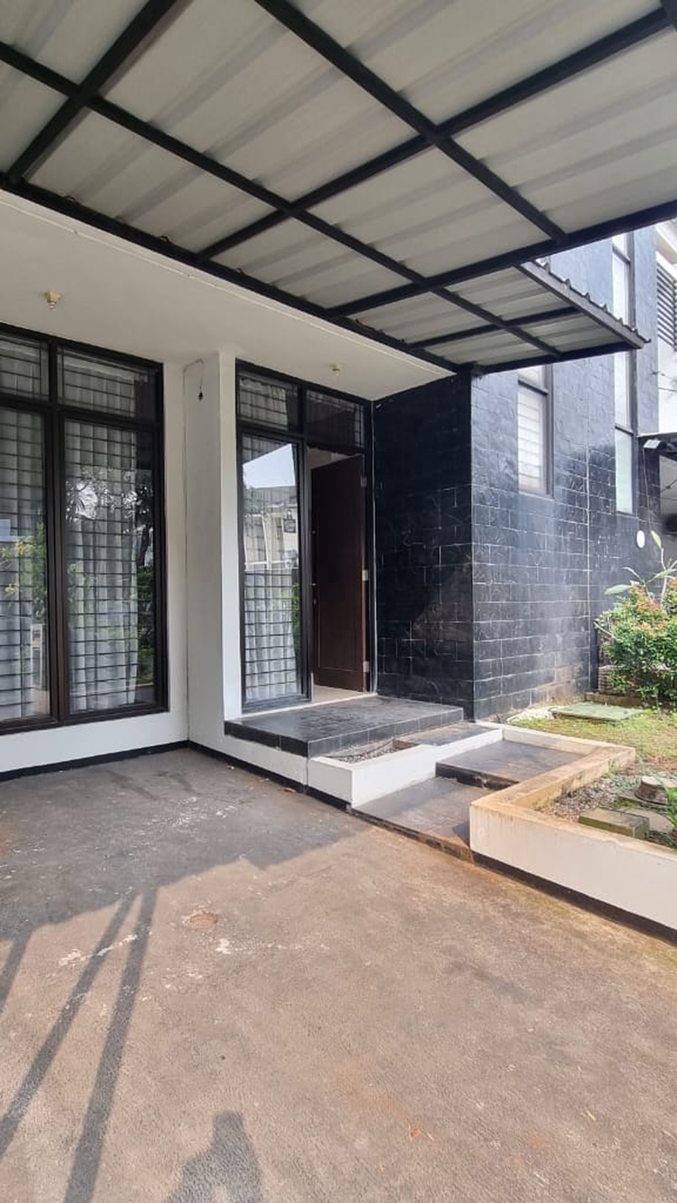 Rumah Minimalis 2 Lantai dan Siap Huni @Bintaro Jaya Sektor 9