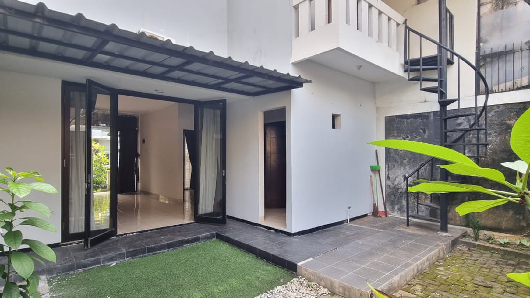 Rumah Minimalis 2 Lantai dan Siap Huni @Bintaro Jaya Sektor 9